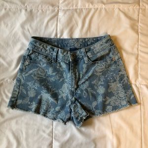 High waisted, flower-printed jean shorts! :)